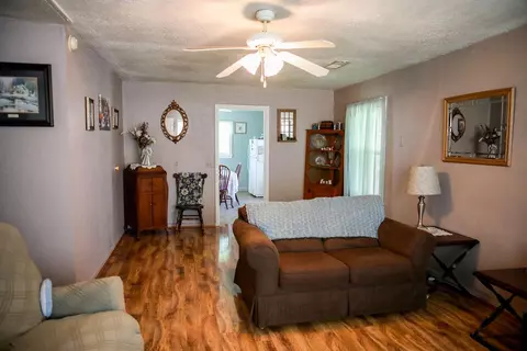 203 Dinsmore St, Berea, KY 40403 photo 5