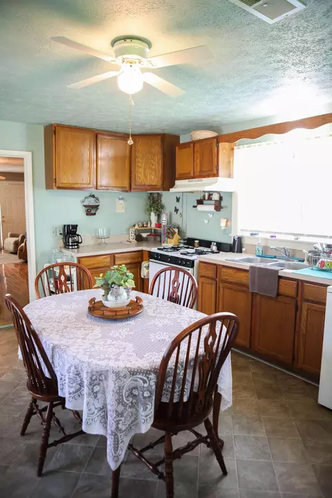 203 Dinsmore St, Berea, KY 40403 photo 15