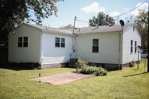 203 Dinsmore St, Berea, KY 40403 photo 3