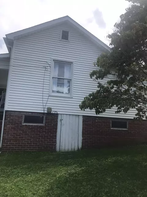 275 Hemlock St, Benham, KY 40807 photo 5