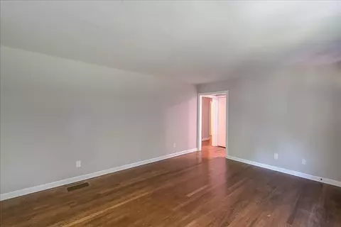 222 Massie Ave, Paris, KY 40361 photo 6