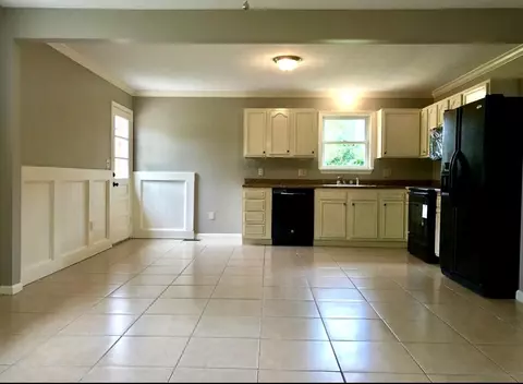 103 Lee Dr, Richmond, KY 40475 photo 3