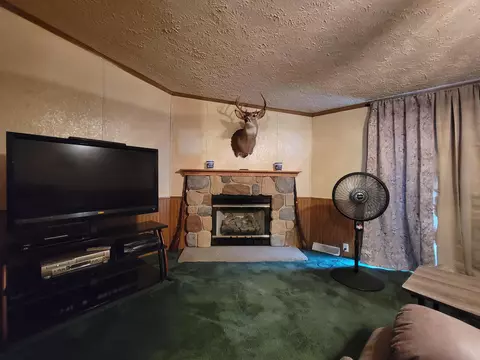 2472 Dreyfus Rd, Waco, KY 40385 photo 9