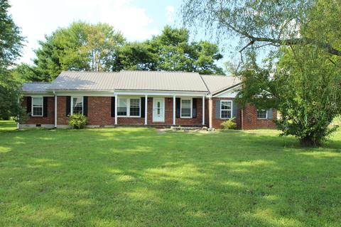 24 Sears Ln, Berea, KY 40403 photo 2