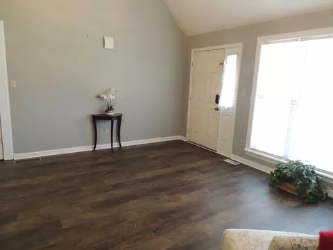 2007 Longview Dr, Georgetown, KY 40324 photo 8