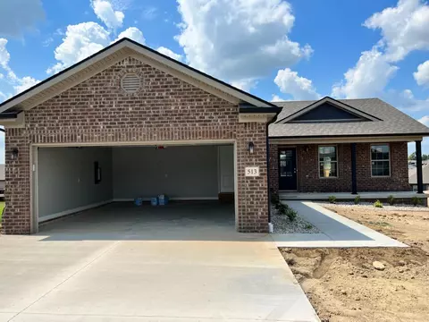 513 Sapphire Dr, Berea, KY 40403 photo 1