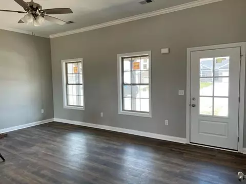 513 Sapphire Dr, Berea, KY 40403 photo 2