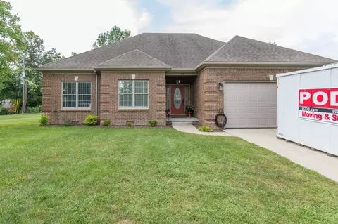 113 Lynne Dr, Berea, KY 40403 photo 2