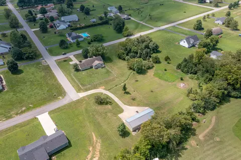 100 Bright Leaf Dr, Lancaster, KY 40444 photo 44