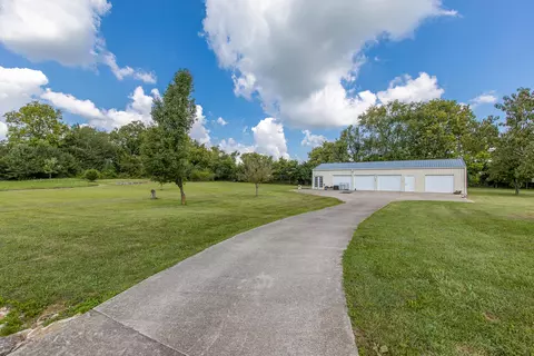 100 Bright Leaf Dr, Lancaster, KY 40444 photo 33