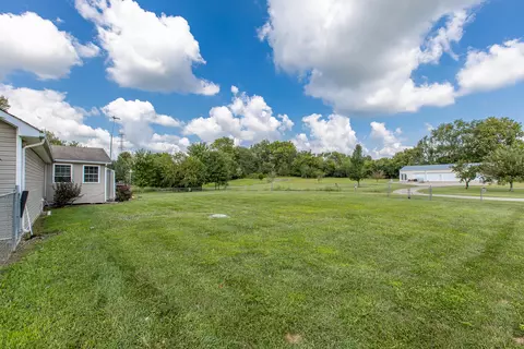 100 Bright Leaf Dr, Lancaster, KY 40444 photo 30