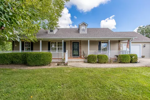 100 Bright Leaf Dr, Lancaster, KY 40444 photo 1