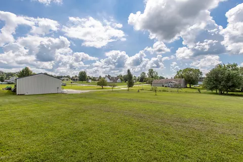 100 Bright Leaf Dr, Lancaster, KY 40444 photo 37