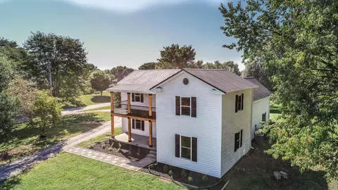 198 Austerlitz Rd, Paris, KY 40361 photo 2