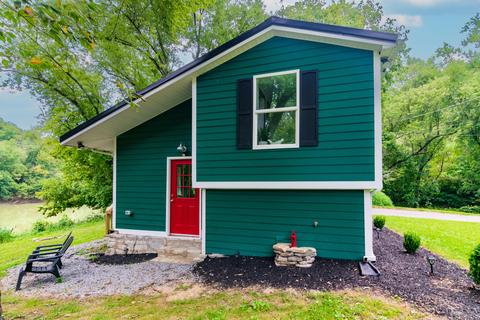 682 Athens Boonesboro Rd, Winchester, KY 40391