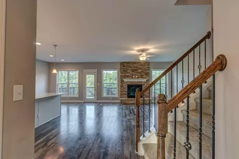 135 Waterside Dr, Georgetown, KY 40324 photo 4