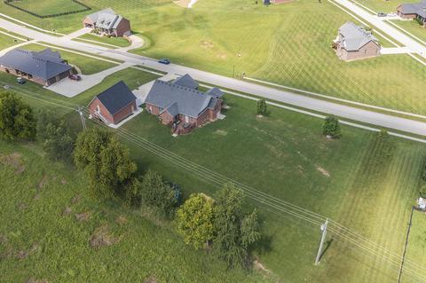 305 Hampton Hall Dr, Berea, KY 40403 photo 42
