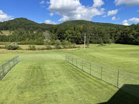 740 Clearfork Rd, Morehead, KY 40351 photo 4