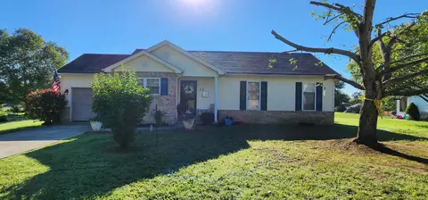 38 Suits Us Dr, Somerset, KY 42503
