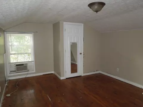 210 Hamilton Ave, Lancaster, KY 40444 photo 25