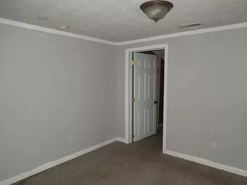 210 Hamilton Ave, Lancaster, KY 40444 photo 21