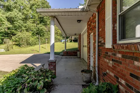 833 Ison Creek Rd, Sandy Hook, KY 41171 photo 7
