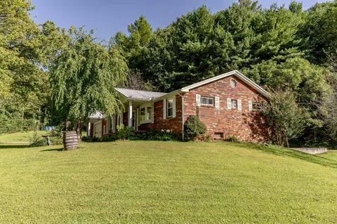 833 Ison Creek Rd, Sandy Hook, KY 41171 photo 10