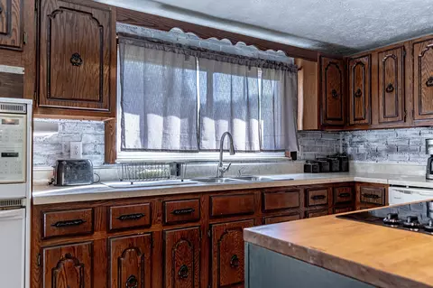 833 Ison Creek Rd, Sandy Hook, KY 41171 photo 21