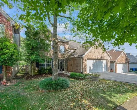 3729 Mossbridge Way, Lexington, KY 40514 photo 2