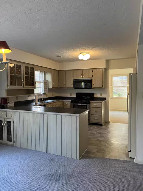 201 Bryon Ave, Berea, KY 40403 photo 9
