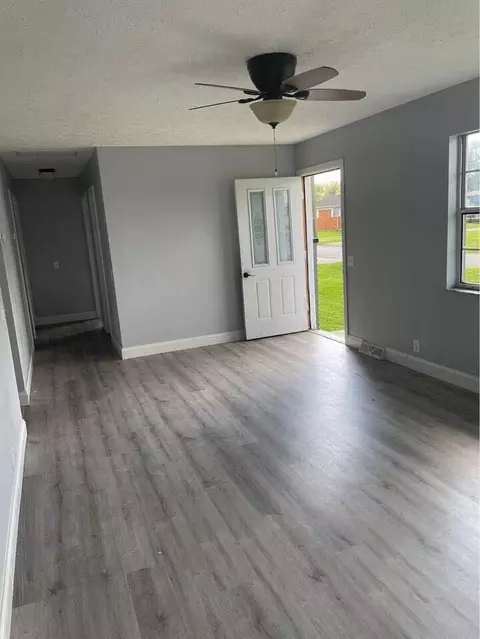 212 Meadow View Rd, Grayson, KY 41143 photo 3