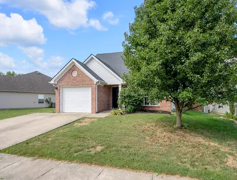 143 Chamberlain Dr, Georgetown, KY 40324 photo 2