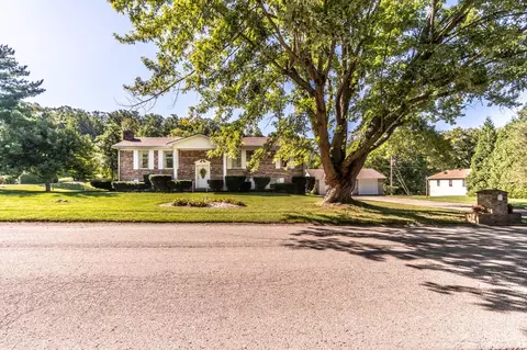 265 Apache Dr, Paint Lick, KY 40461 photo 3