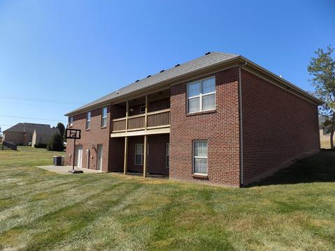 101 Hampton Hall Dr, Berea, KY 40403 photo 2