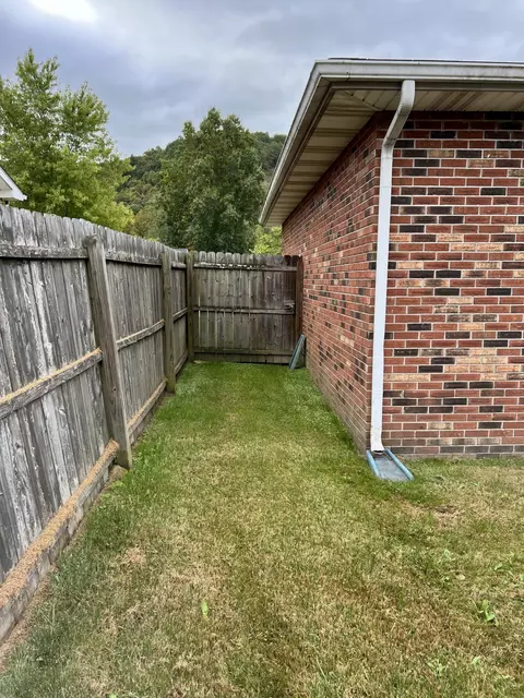 206 Dillon Dr, Morehead, KY 40351 photo 13