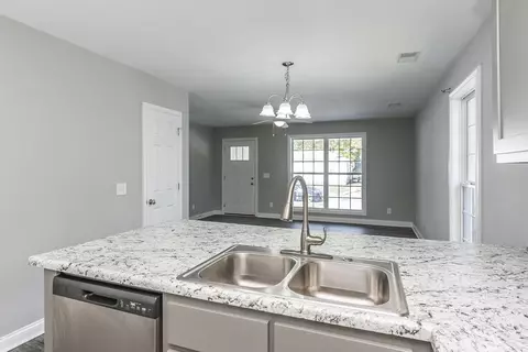 210 Dinsmore St, Berea, KY 40403 photo 9