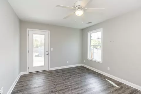 210 Dinsmore St, Berea, KY 40403 photo 12