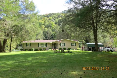 8287 W 221 Hwy, Stoney Fork, KY 40988