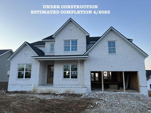 2031 Elmwood Dr, Versailles, KY 40383