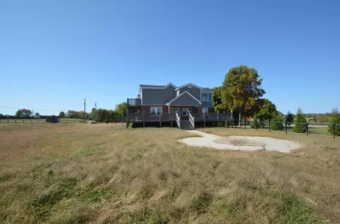 5898 Old Richmond Rd, Lexington, KY 40515