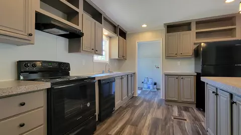 118 Lick Fork Rd, Middlesboro, KY 40965 photo 9
