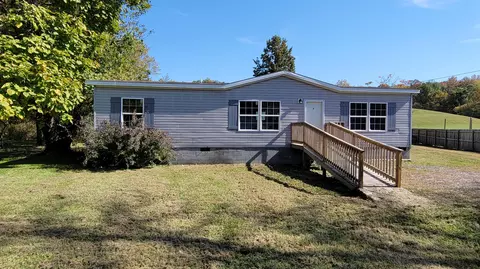 118 Lick Fork Rd, Middlesboro, KY 40965 photo 2