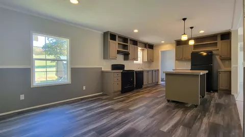 118 Lick Fork Rd, Middlesboro, KY 40965 photo 8