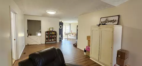 67 E Cherry Dr, Science Hill, KY 42553 photo 21