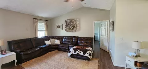 67 E Cherry Dr, Science Hill, KY 42553 photo 18