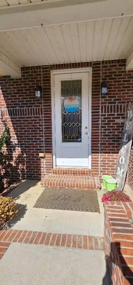 67 E Cherry Dr, Science Hill, KY 42553 photo 8