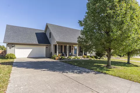 588 Marseille Blvd, Winchester, KY 40391