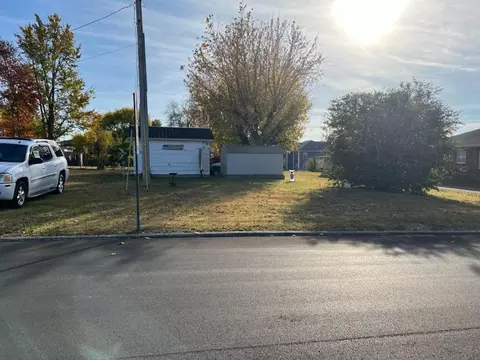 219 Mainous St, Berea, KY 40403 photo 3
