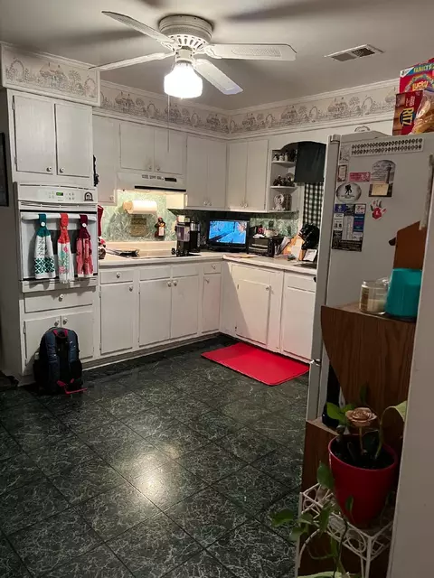 219 Mainous St, Berea, KY 40403 photo 7