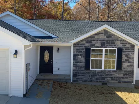 52 Hollywood Dr, Corbin, KY 40701 photo 2